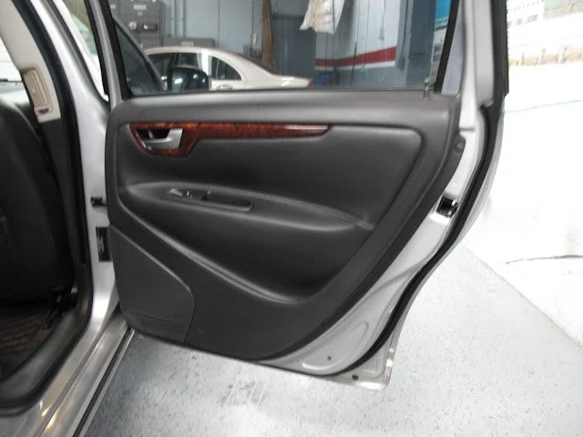 2007 Volvo V70 2nd Gen - Image 21 of 31