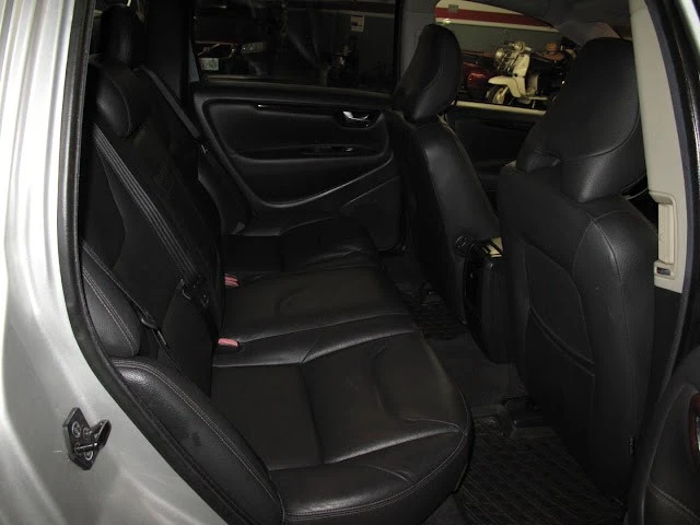 2007 Volvo V70 2nd Gen - Image 19 of 31