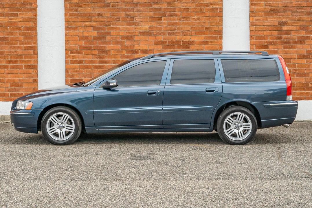 2007 Volvo V70 2nd Gen - Image 9 of 31