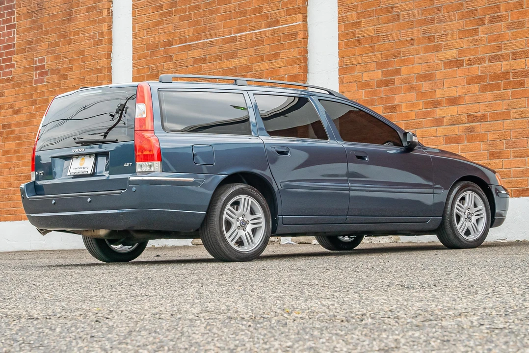 2007 Volvo V70 2nd Gen - Image 15 of 31