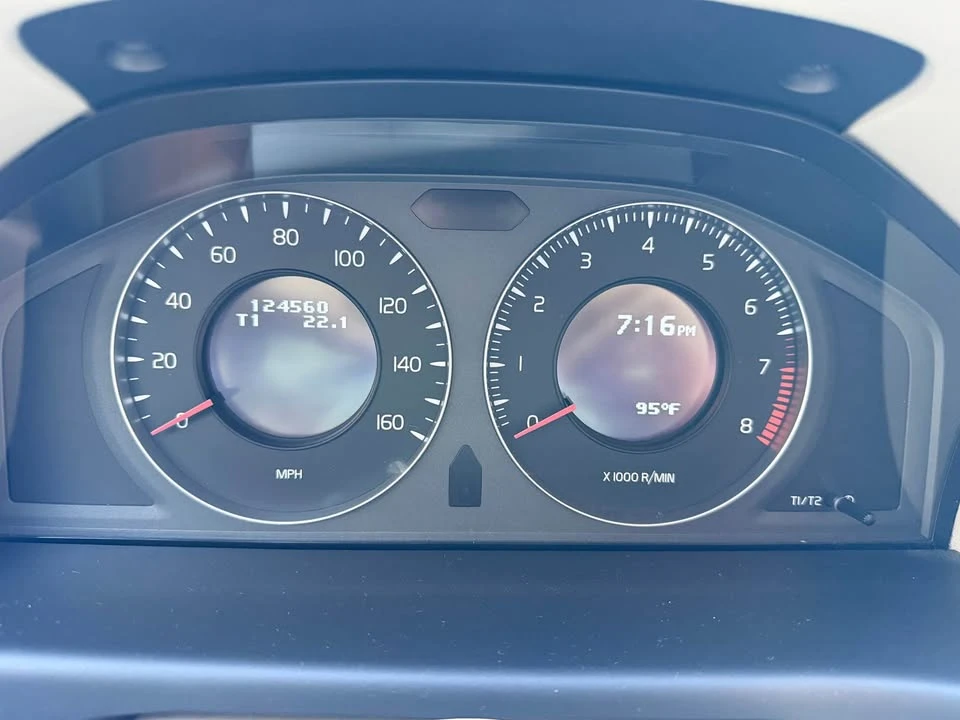 2007 Volvo V70 2nd Gen - Image 16 of 16