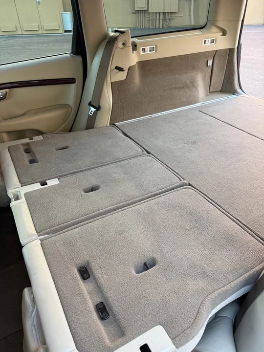 2007 Volvo V70 2nd Gen - Image 14 of 16