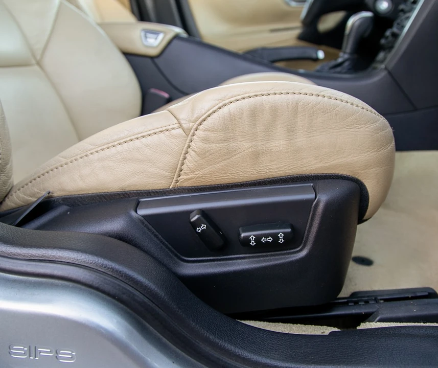2007 Volvo V70 R 2nd Gen - Image 15 of 19