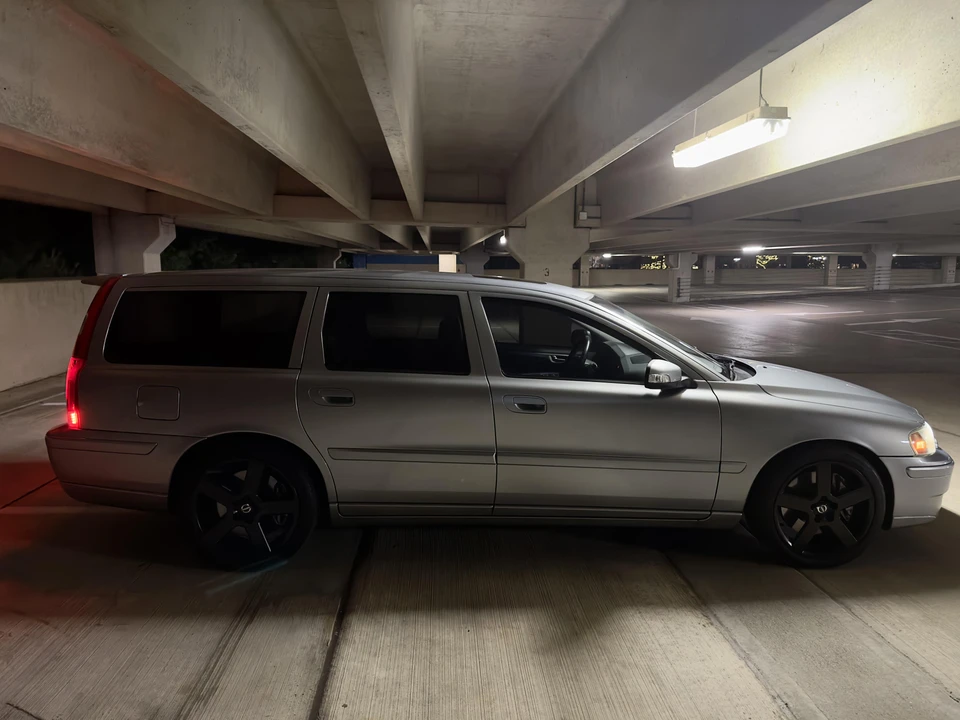 2007 Volvo V70 R 2nd Gen - Image 29 of 31