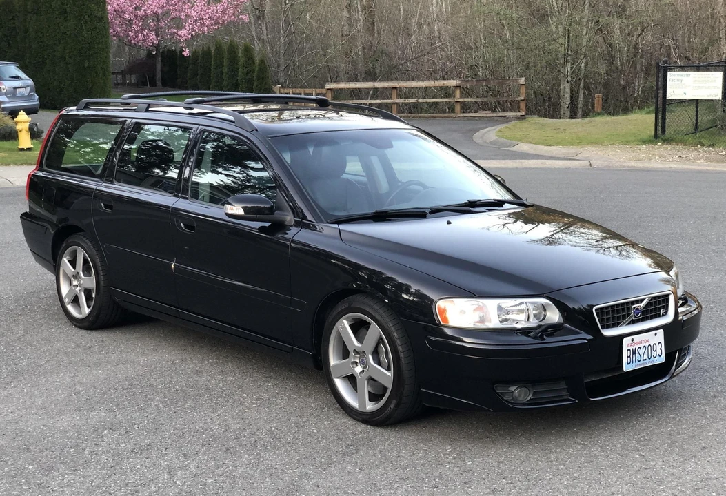 2007 Volvo V70 R 2nd Gen - Image 2 of 31