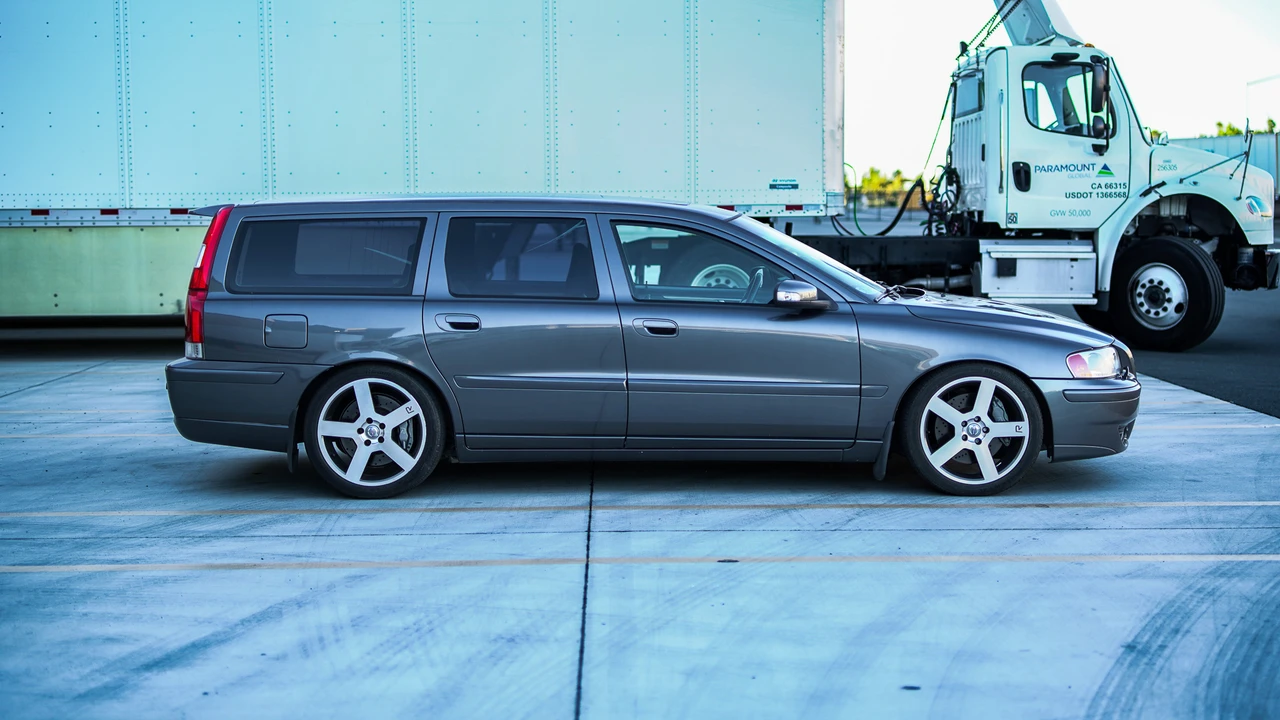 2007 Volvo V70 R 2nd Gen - Image 15 of 31