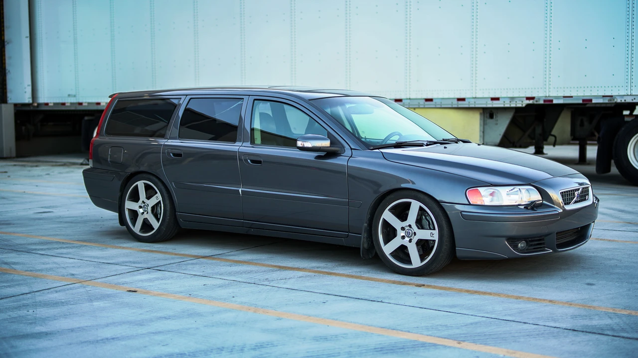 2007 Volvo V70 R 2nd Gen - Image 14 of 31