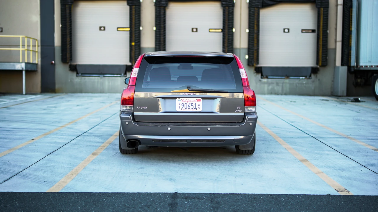 2007 Volvo V70 R 2nd Gen - Image 18 of 31