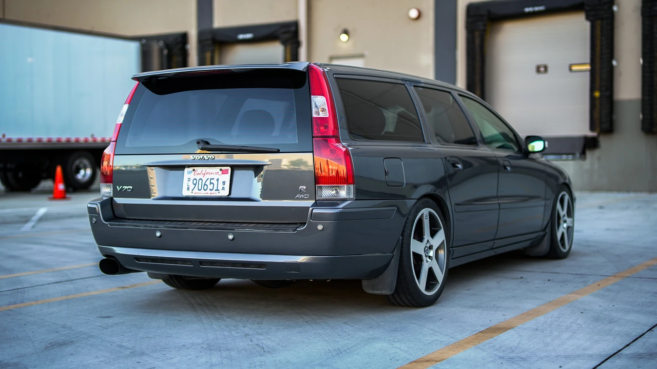 2007 Volvo V70 R 2nd Gen - Image 17 of 31