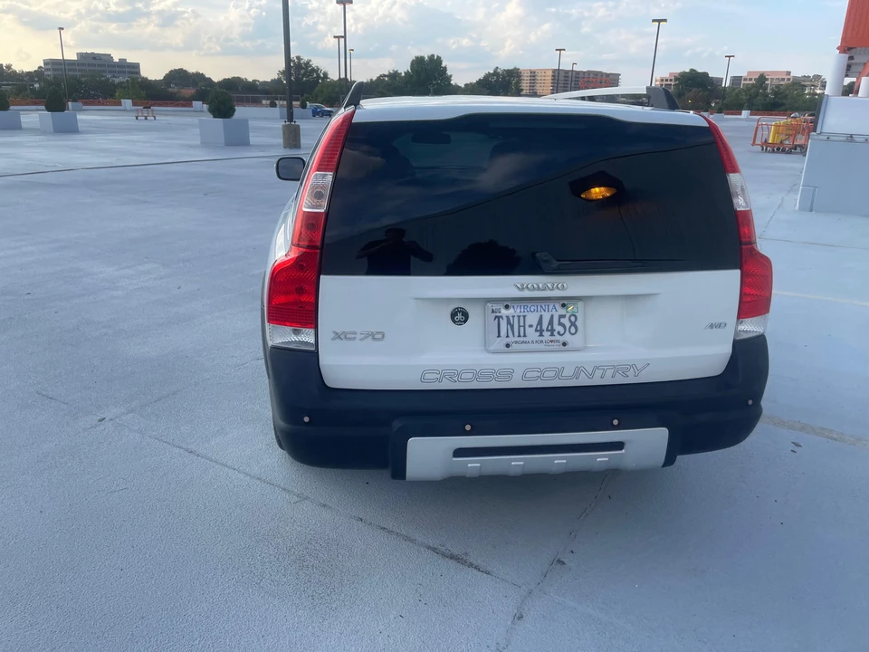 2007 Volvo V70 XC/XC70 2nd Gen - Image 18 of 31