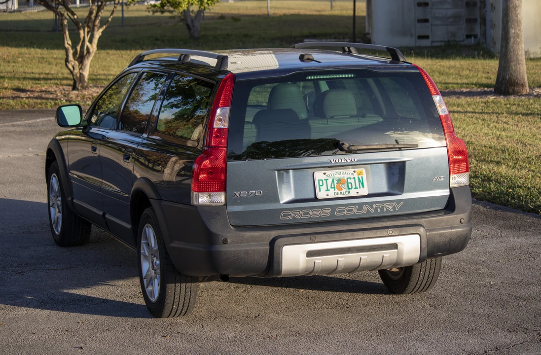 2007 Volvo V70 XC/XC70 2nd Gen - Image 13 of 31