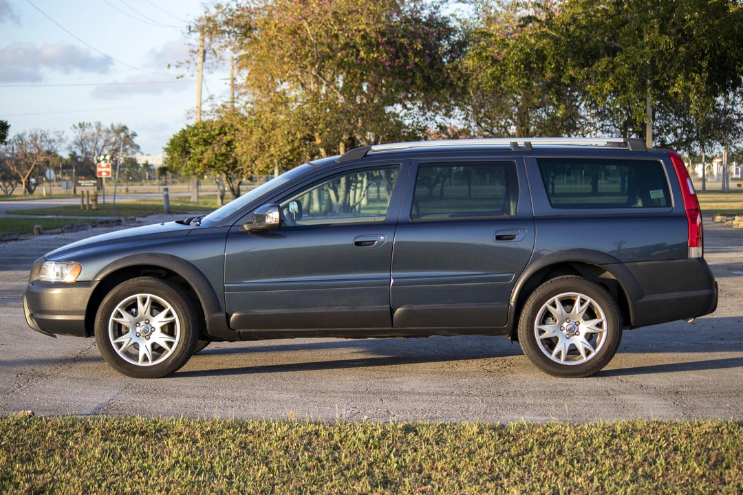 2007 Volvo V70 XC/XC70 2nd Gen - Image 10 of 31