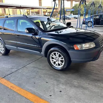 2007 Volvo XC70 2.5T Wagon 4D