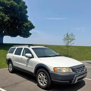 2007 Volvo XC70 2.5T Wagon 4D