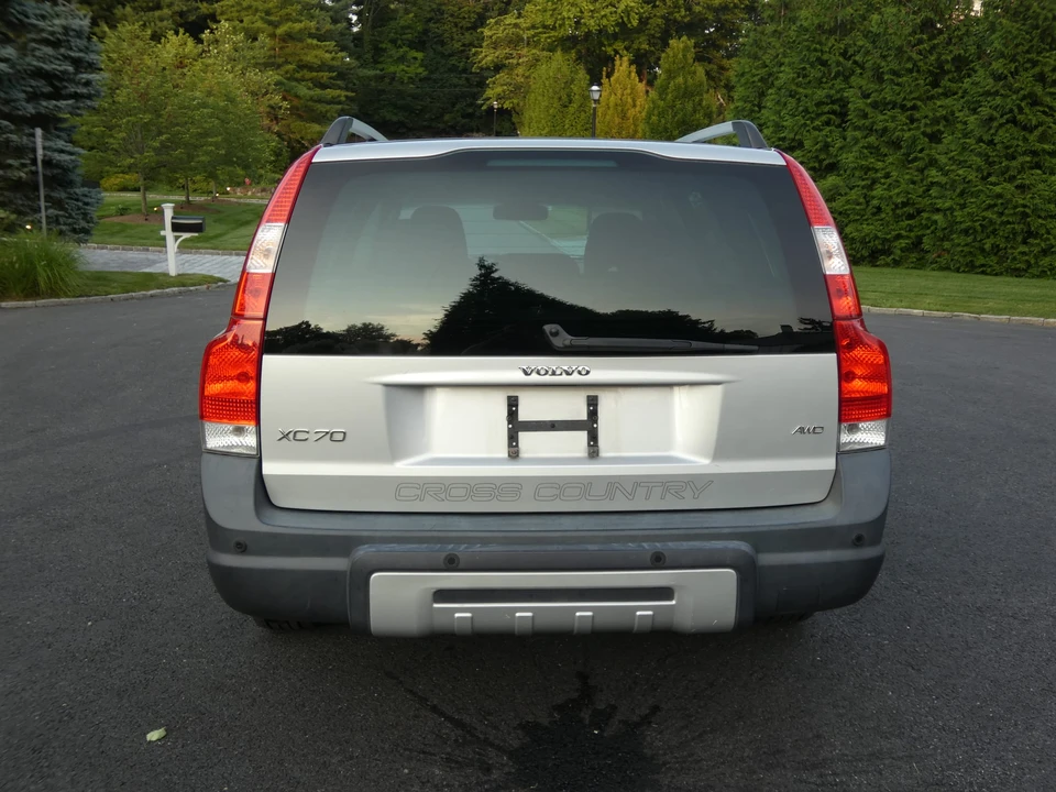 2007 Volvo V70 XC/XC70 2nd Gen - Image 10 of 31