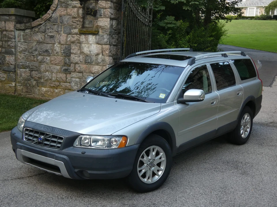 2007 Volvo V70 XC/XC70 2nd Gen - Image 17 of 31