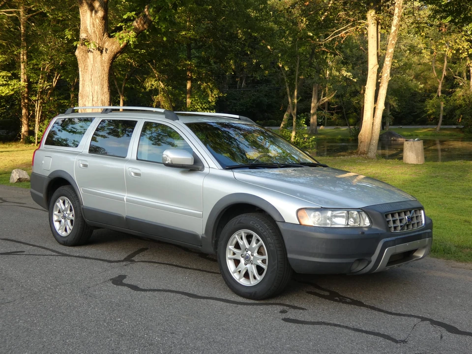 2007 Volvo V70 XC/XC70 2nd Gen - Image 5 of 31
