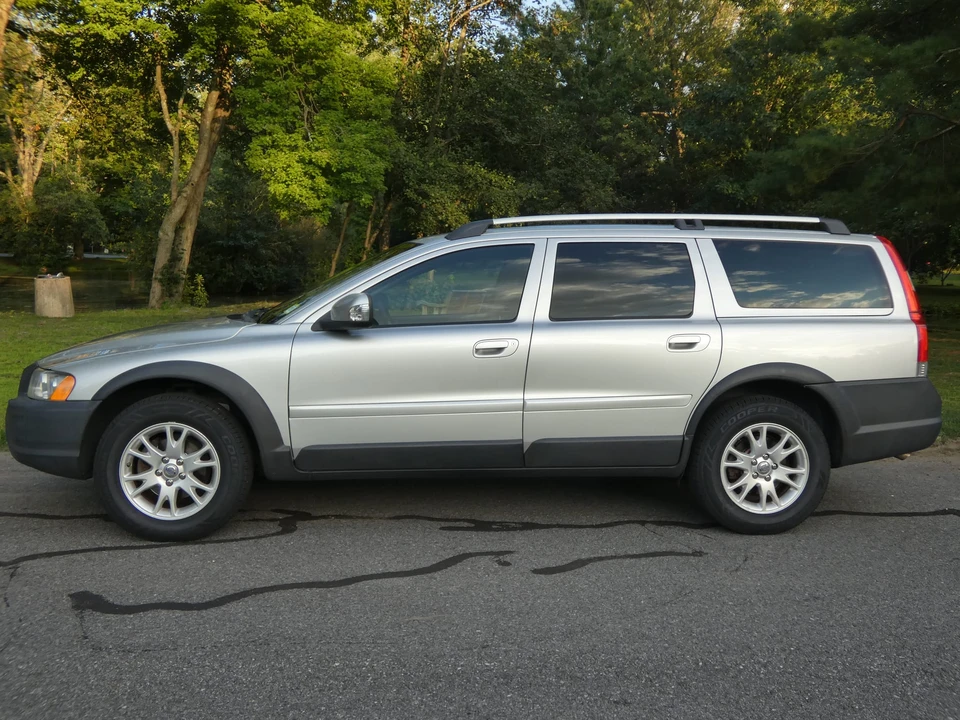 2007 Volvo V70 XC/XC70 2nd Gen - Image 16 of 31