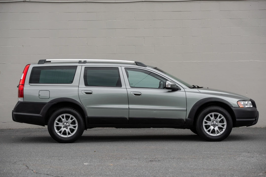 2007 Volvo V70 XC/XC70 2nd Gen - Image 13 of 31