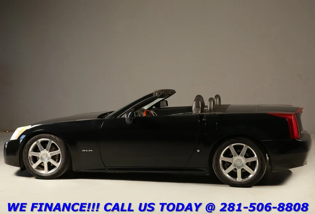 2007 Cadillac XLR - Image 4 of 21