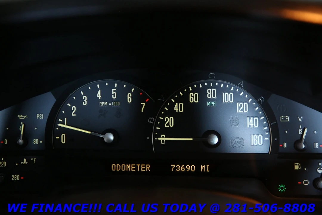 2007 Cadillac XLR - Image 16 of 21
