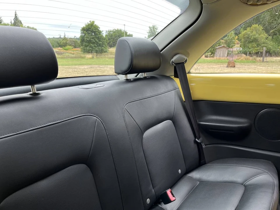 2007 Volkswagen New Beetle - Image 11 of 14