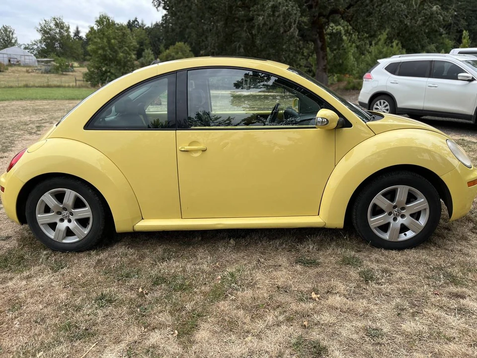 2007 Volkswagen New Beetle - Image 3 of 14