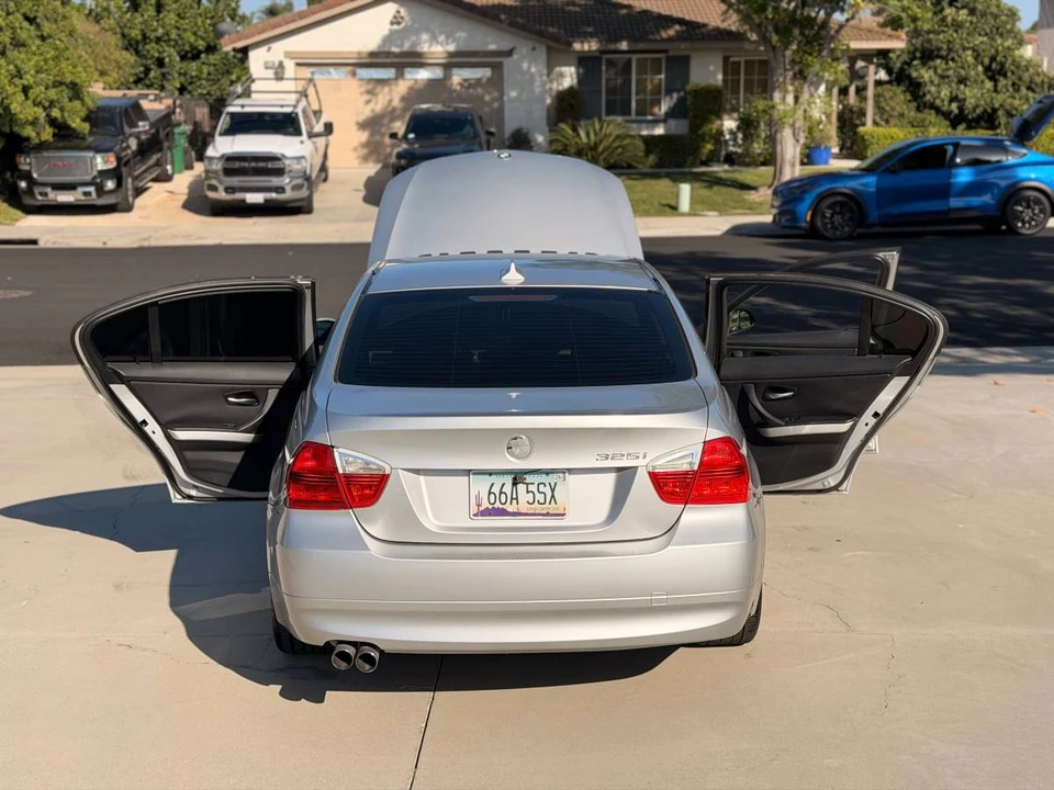 2007 BMW E90 3 Series Sedan - Image 6 of 15
