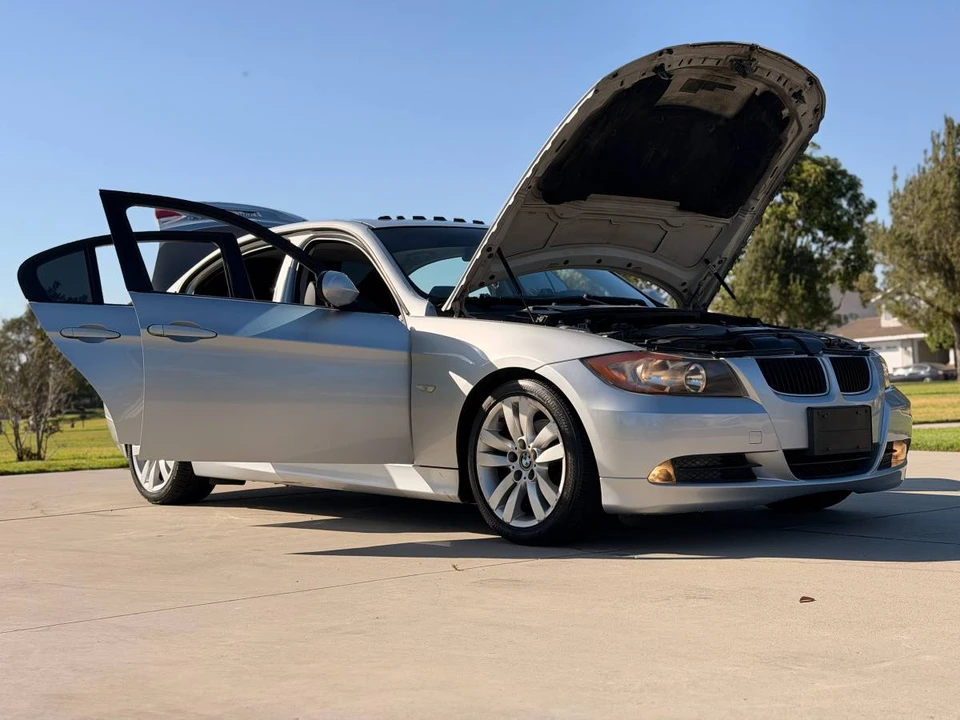 2007 BMW E90 3 Series Sedan - Image 8 of 15