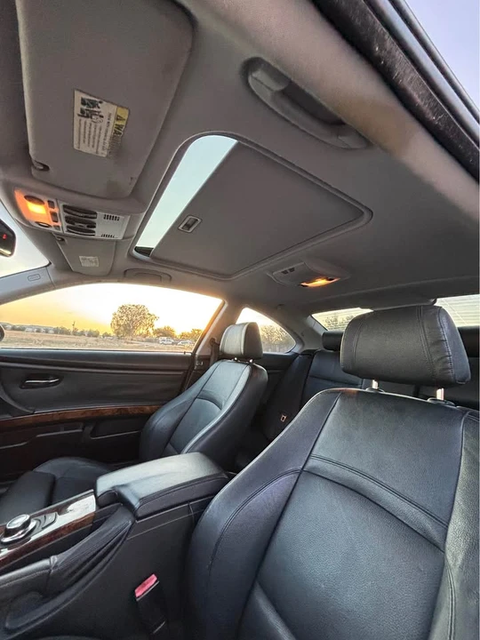 2007 BMW E90 3 Series Sedan - Image 6 of 10