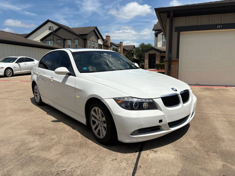 2007 BMW E90 3 Series Sedan - Image 2 of 8