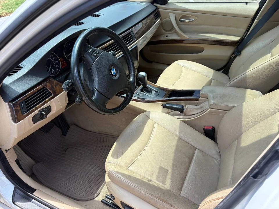 2007 BMW E90 3 Series Sedan - Image 5 of 8