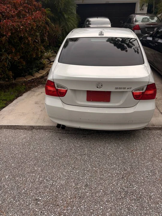 2007 BMW E90 3 Series Sedan - Image 9 of 10