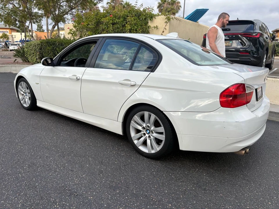 2007 BMW E60 5 Series Sedan - Image 2 of 14