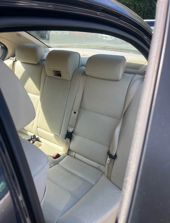 2007 BMW E60 5 Series Sedan - Image 6 of 8