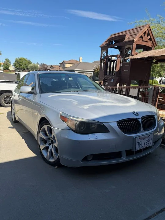 2007 BMW E60 545i & 550i Sedan - Image 2 of 3