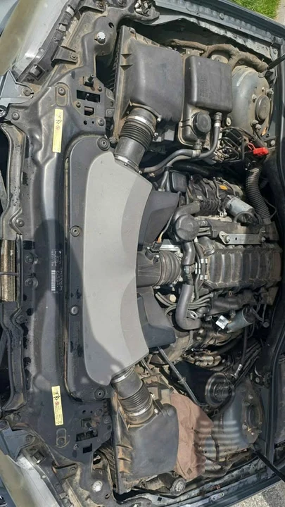 2007 BMW E65/E66 750i & 760i Sedan - Image 5 of 9