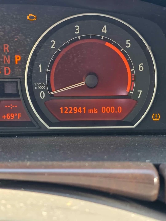 2007 BMW E65/E66 750i & 760i Sedan - Image 9 of 9