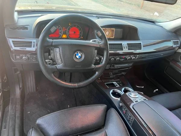 2007 BMW E65/E66 750i & 760i Sedan - Image 8 of 12