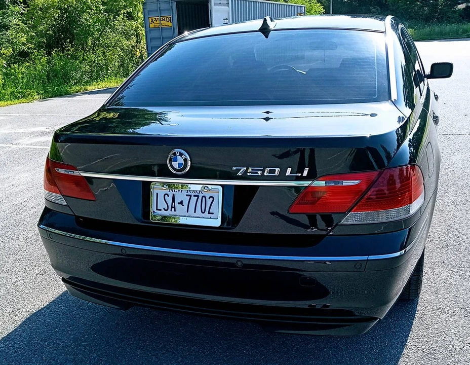 2007 BMW E65/E66 750i & 760i Sedan - Image 3 of 6
