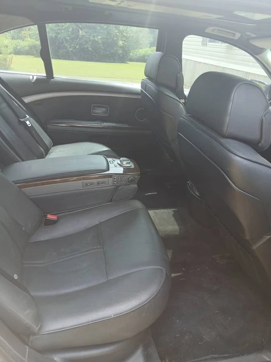 2007 BMW E65/E66 750i & 760i Sedan - Image 9 of 10