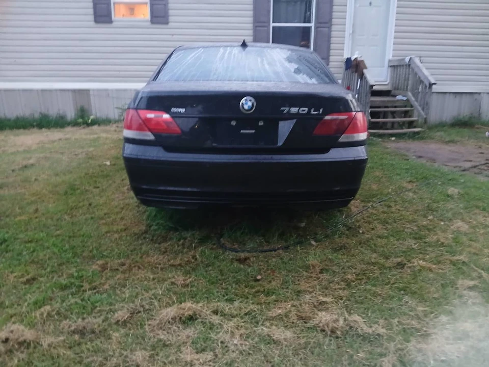 2007 BMW E65/E66 750i & 760i Sedan - Image 3 of 10