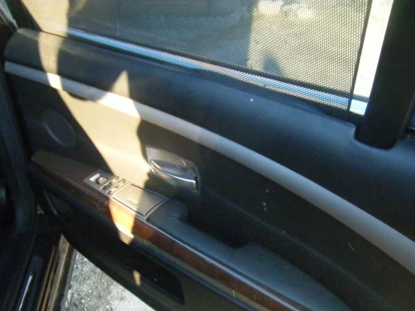 2007 BMW E65/E66 750i & 760i Sedan - Image 14 of 21