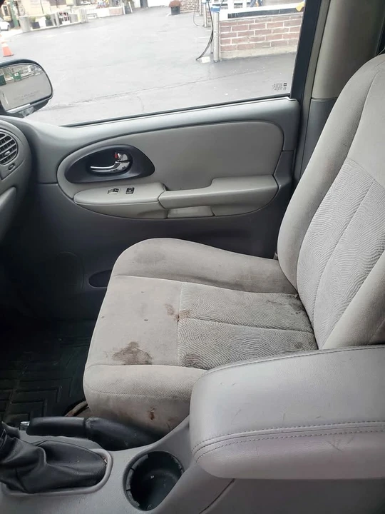 2007 Chevrolet Trailblazer - Image 8 of 10