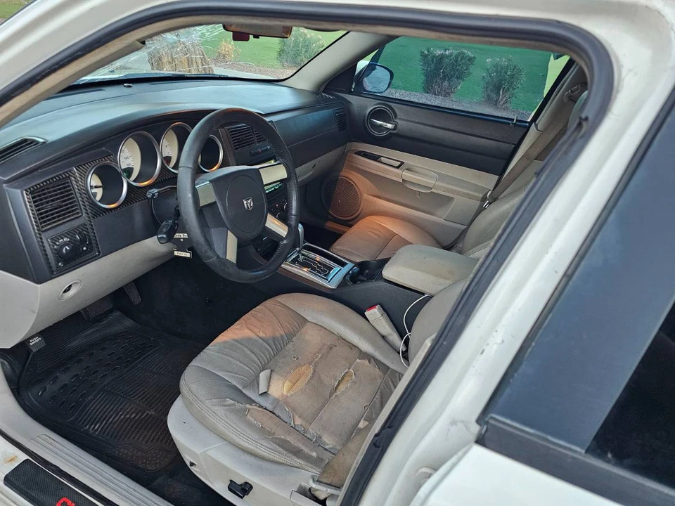 2007 Dodge Charger 6th Gen - Image 7 of 10