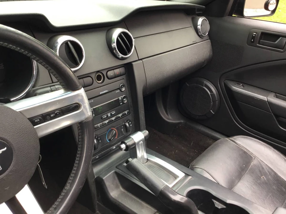 2007 Ford S197 Mustang - Image 9 of 10