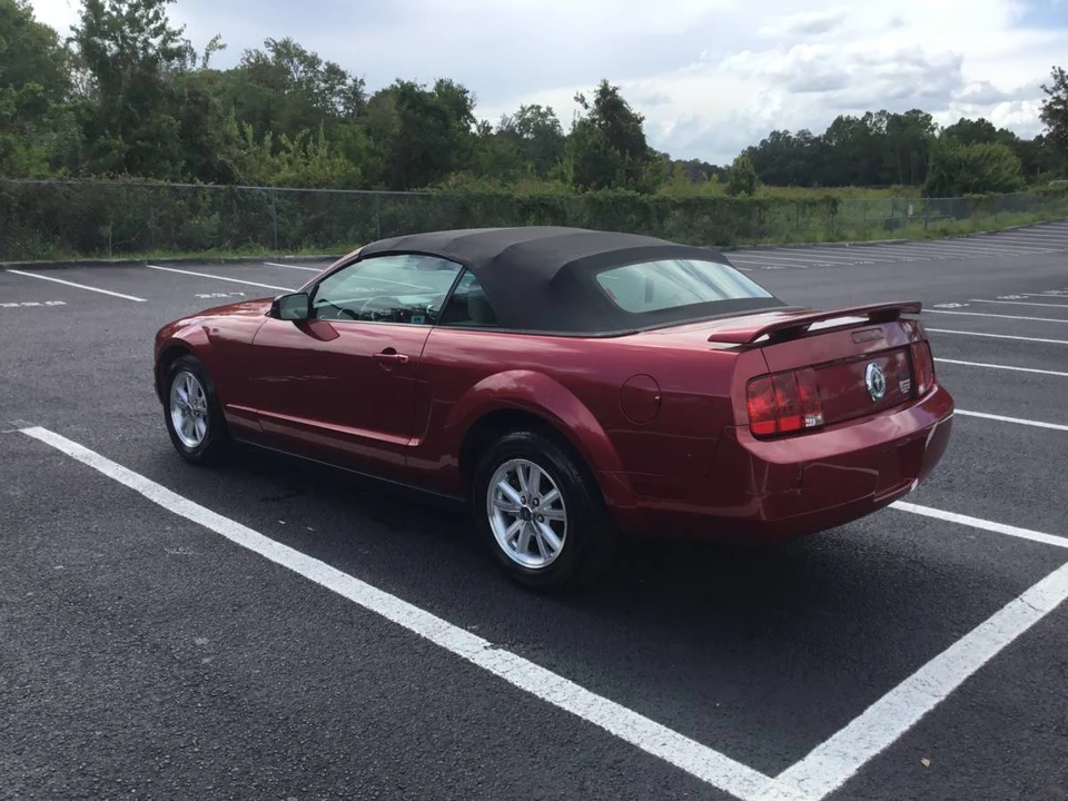2007 Ford S197 Mustang - Image 5 of 12