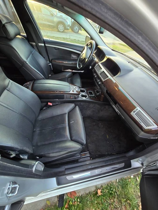 2007 BMW E65/E66 750i & 760i Sedan - Image 5 of 7