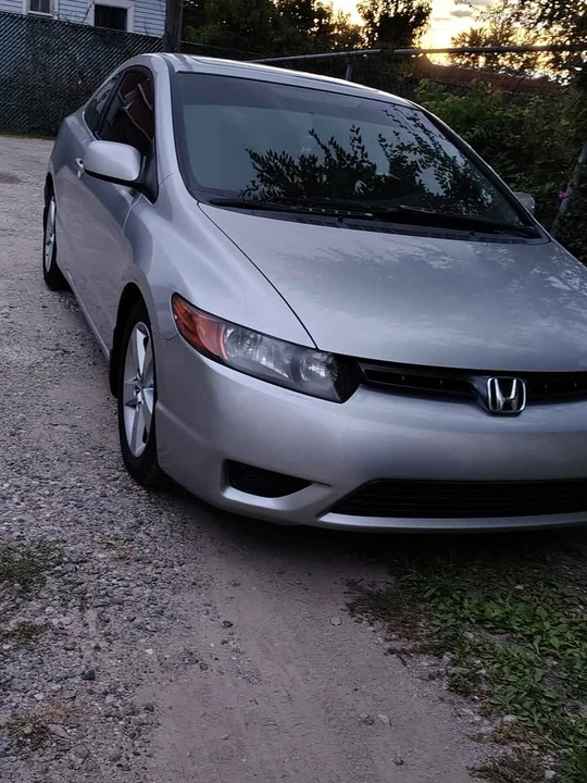 2007 Honda Civic 8th Gen - Image 3 of 7