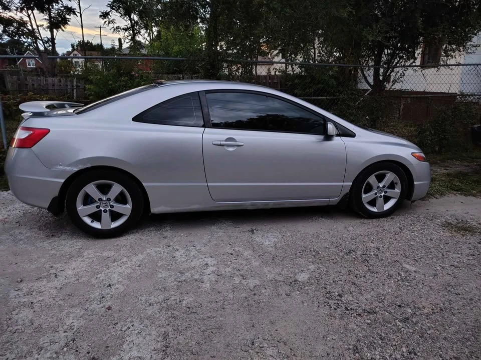 2007 Honda Civic 8th Gen - Image 5 of 7